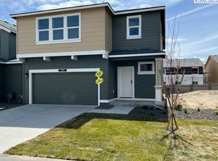 7997 Ranchland Ln, West Richland, WA 99353