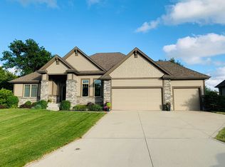 1318 Oakwood Dr, Polk City, IA 50226
