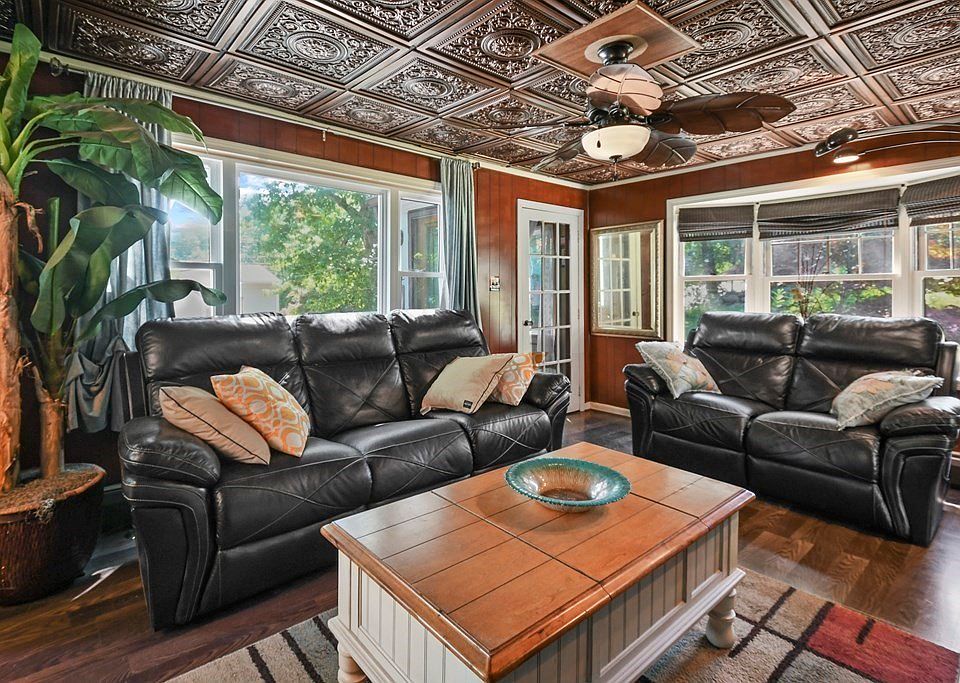 62 Chester St, Worcester, MA 01605 Zillow