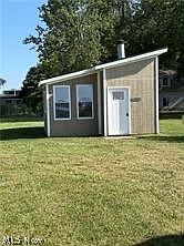 2nd image of 4394 Lake Dr N