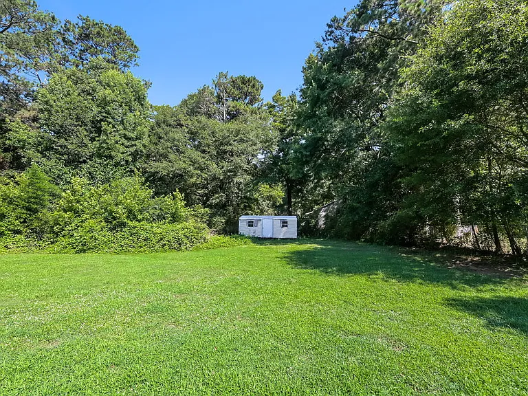 43 Pool Cir — Photo 16
