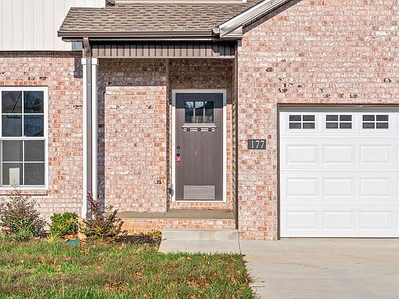 4th image of 177 Sherlock Dr
