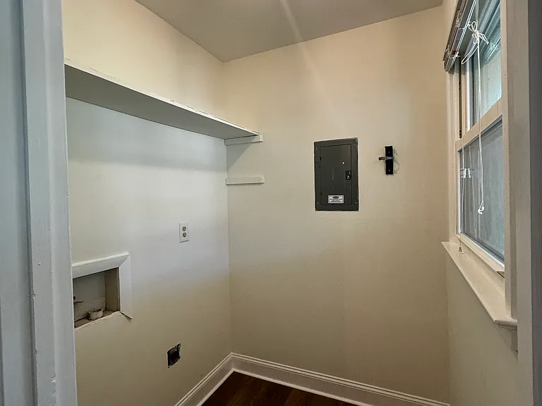 3310 Winchester Dr — Photo 13