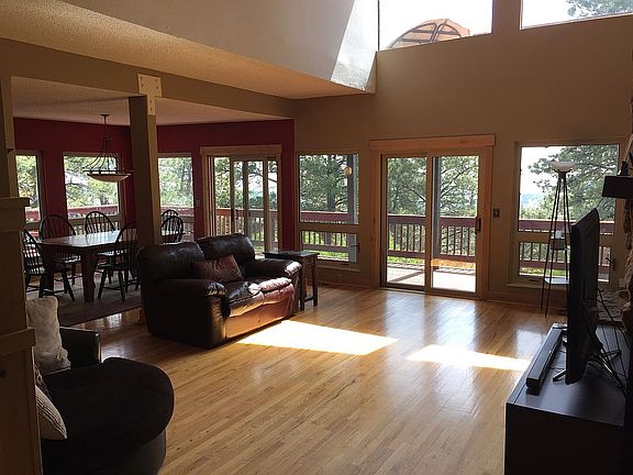 Wall of windows, great room