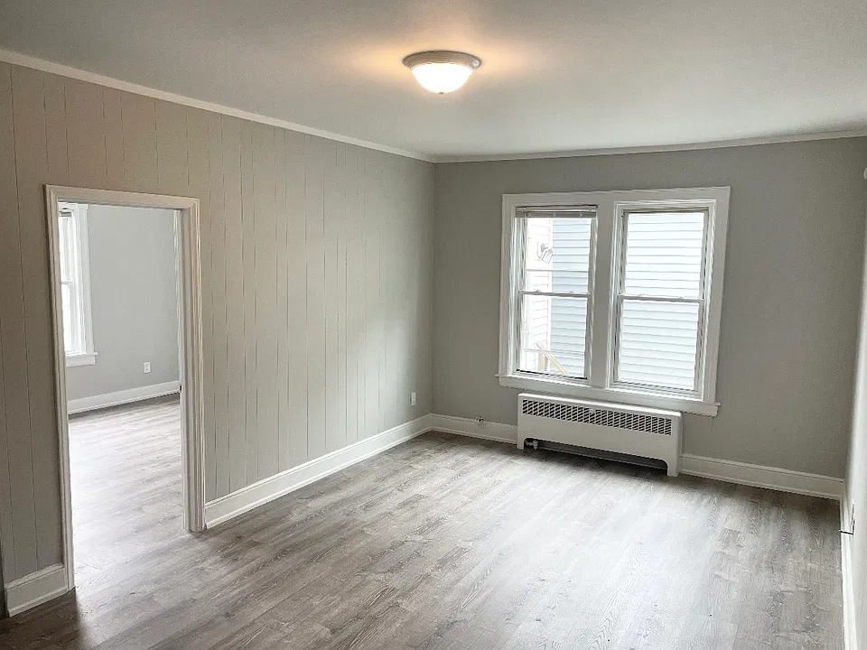 23 Collegeview Ave #6