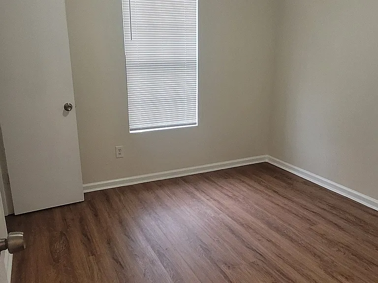 3594 Russelwood Dr — Photo 13