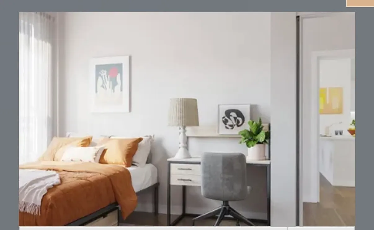 3 bed, $800 — Photo 1
