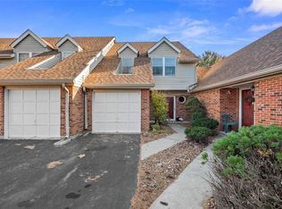 3604 Candlewyck Club Dr APT B, Florissant, MO 63034