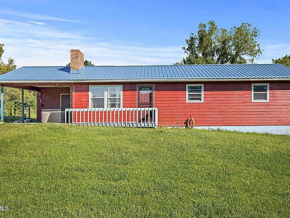 2nd image of 419 Spurgeon Ln