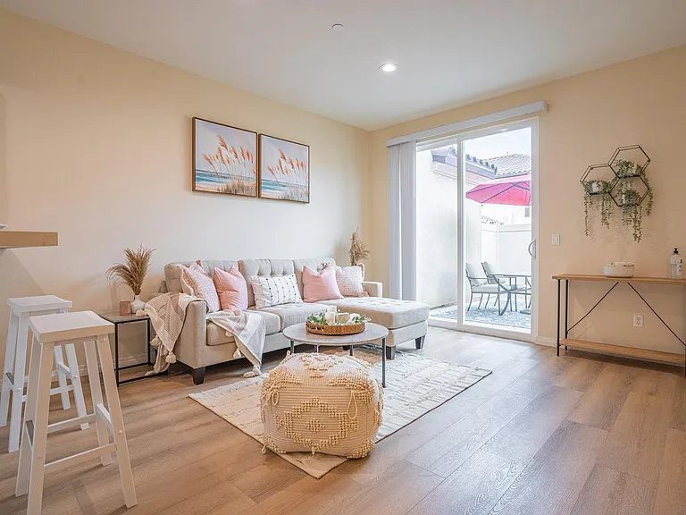 3743 Jefferson St #15 — Photo 7