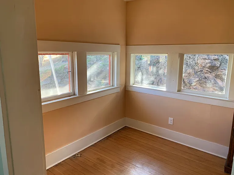 836 Sims Rd — Photo 2