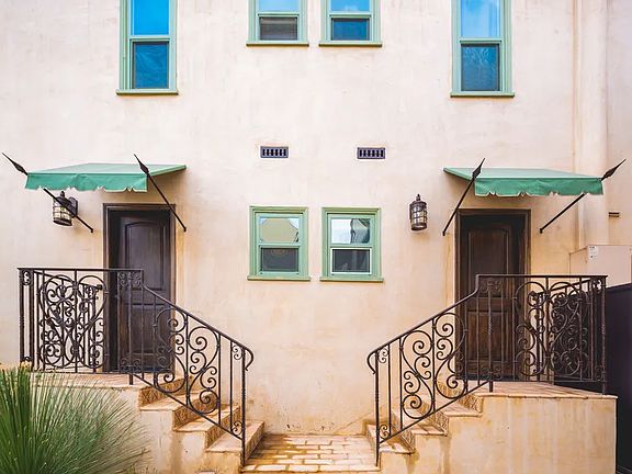 2nd image of 870 Hilldale Ave APT 2
