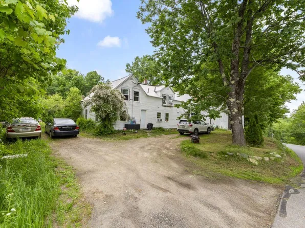 500 Centre Road, Wales, ME 04280