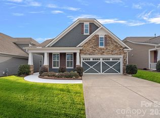 5536 Cheerful Ln, Charlotte, NC 28215