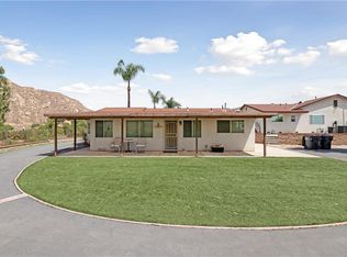 10374 Lake Summit Dr #B, Moreno Valley, CA 92557