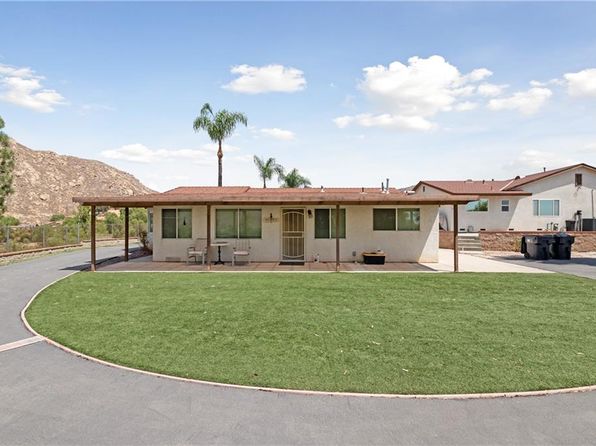 10374 Lake Summit Dr