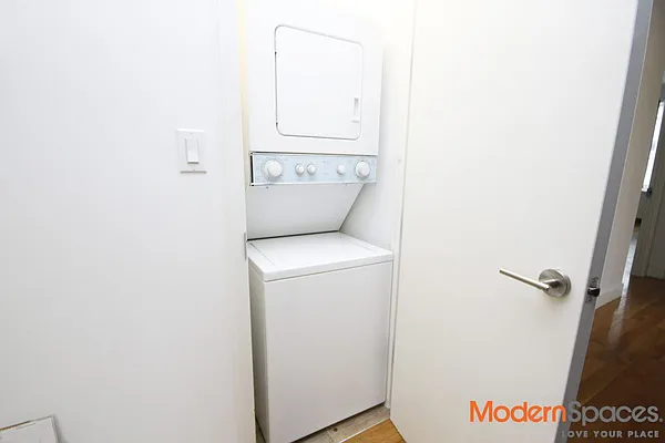 Rented by Nooklyn NYC LLC | media 13