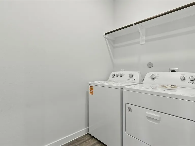 25187 Leather Leaf Ct — Photo 14