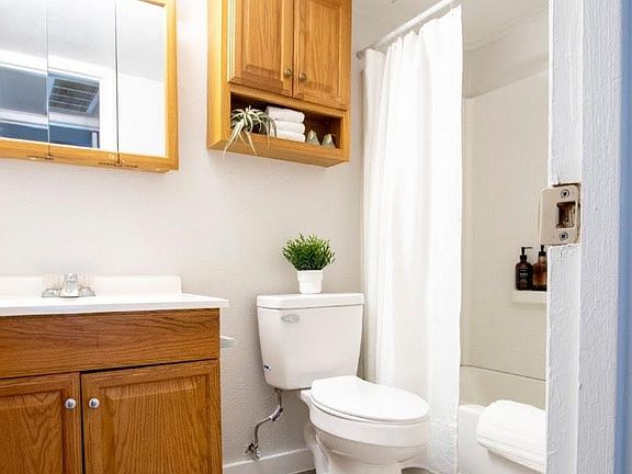 5th image of 524 S Carroll Blvd #162