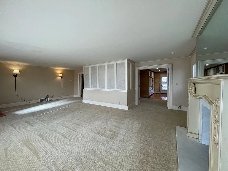 1124 Birch Ln — Photo 10