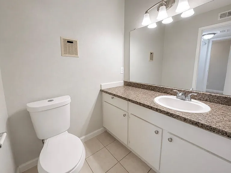 10110 Forum West Dr #333 — Photo 9
