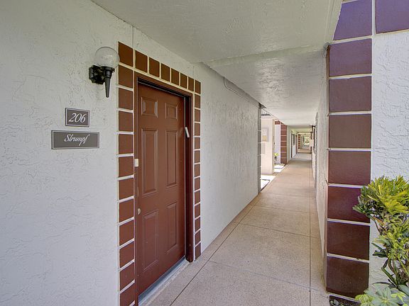 3rd image of 15451 Pembridge Drive #206