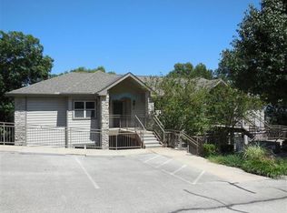 173 Oak Ln, Branson West, MO 65737