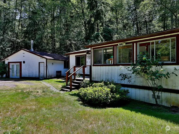 6090 Pioneer Park Place, Langley, WA 98260