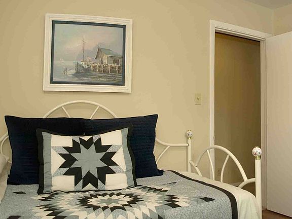 3rd bedroom with laminate flooring