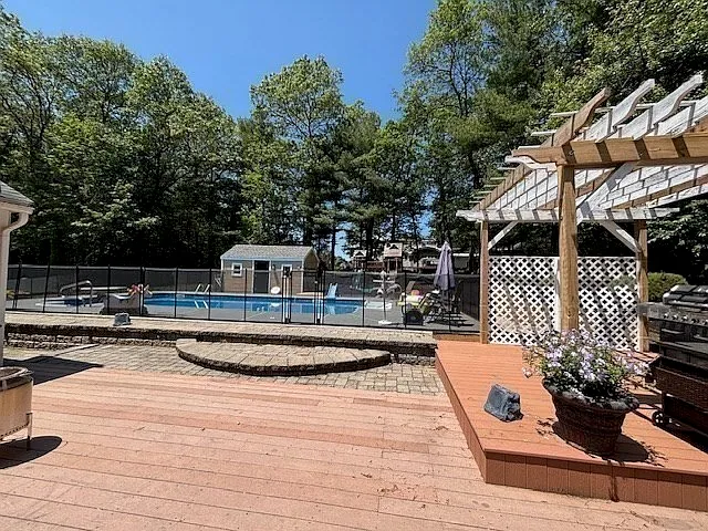 3 Upland Rd #A — Photo 40