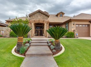 13600 Phoenix Palm Ct, Bakersfield, CA 93314