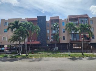 6095 W 19th Ave APT 205, Hialeah, FL 33012