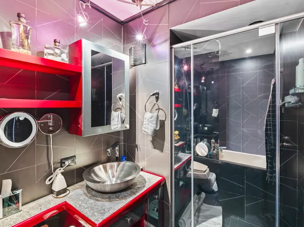 160 West 66th Street image 9 of 13