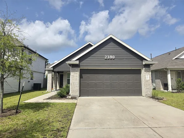 2390 Tavo Trail Dr, Conroe, TX 77301