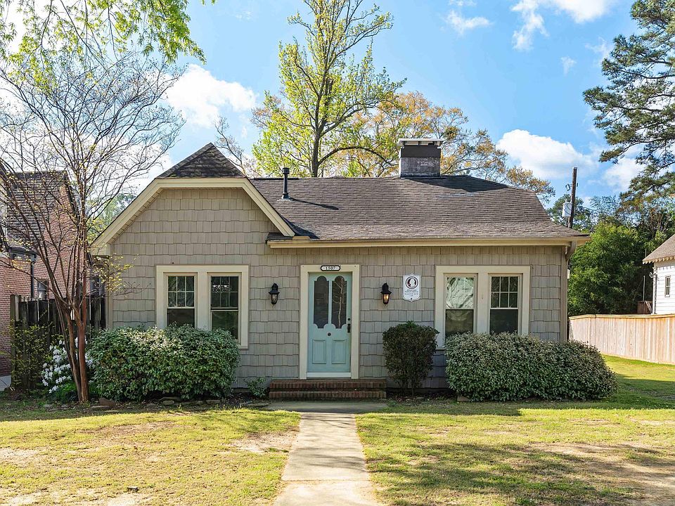 1st image of 1507 Valley Pl
