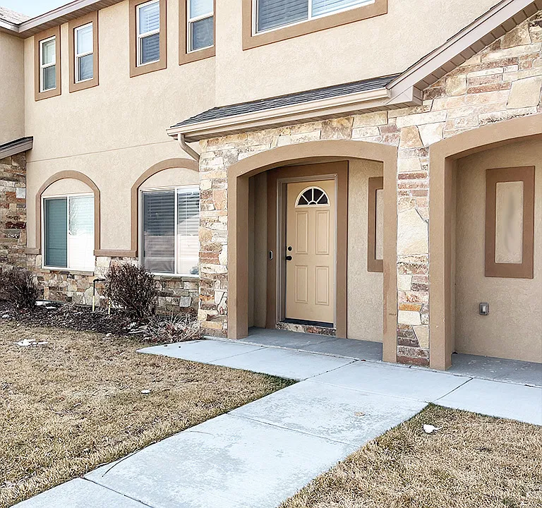 565 Pioneer Rd #212