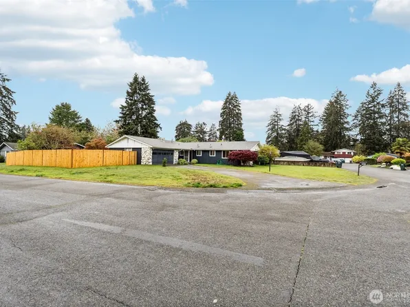 6202 84th Street SW, Lakewood, WA 98499
