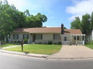 7 Carlton Rd, Hutchinson, KS 67502