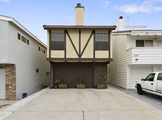 221 Cahuenga Dr, Oxnard, CA 93035