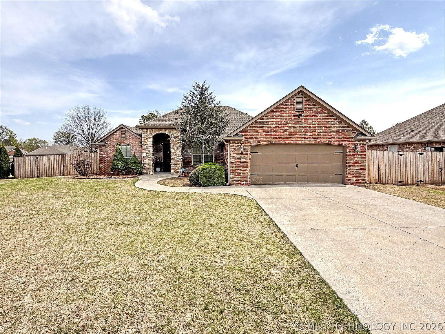 3693 Lexington Ave, Tahlequah, OK 74464 | MLS #2611803 | Zillow