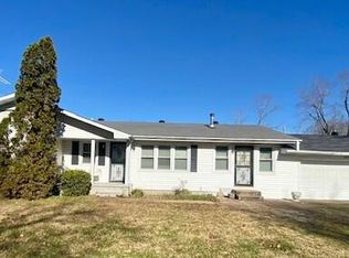 1917 Cole St, West Plains, MO 65775