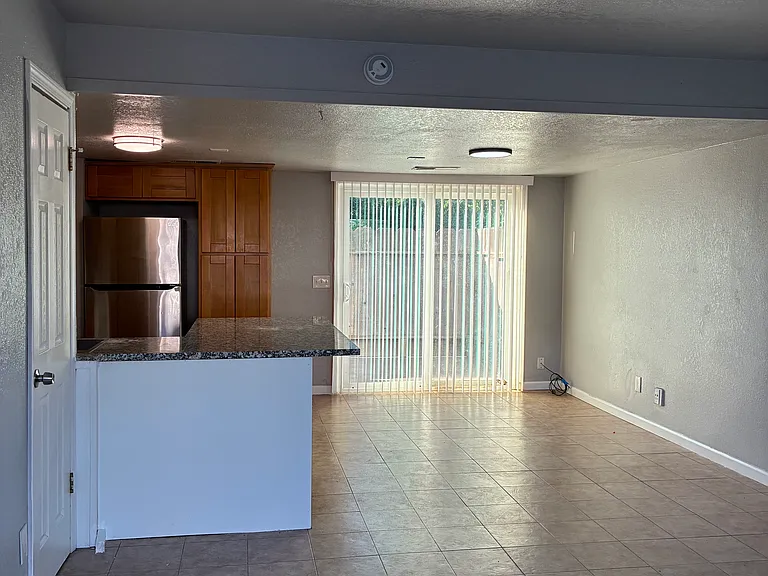 1715 W North Bear Creek Dr #A — Photo 9