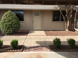 1724 Surrey Ln, Enid, OK 73703