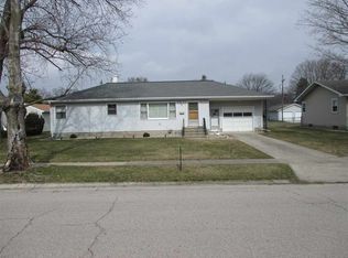 1204 Jackson Blvd, Rochester, IN 46975