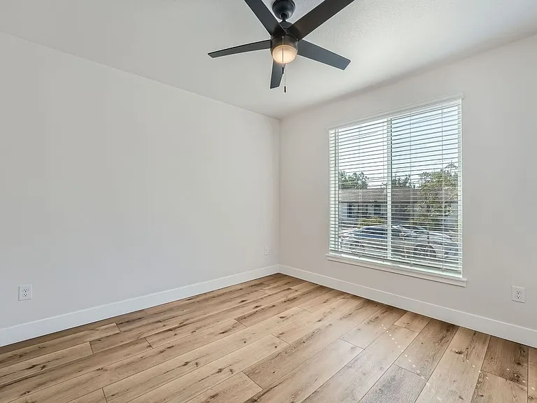 Applewood Townhomes — Photo 14