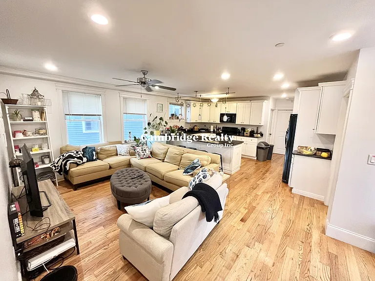 6 Fern St #6T — Photo 5