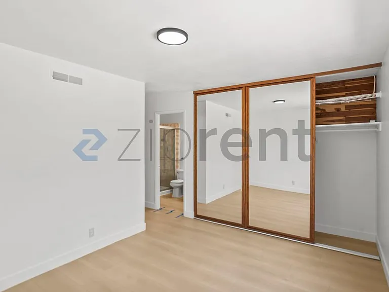 6944 Heaton Moor Dr — Photo 18