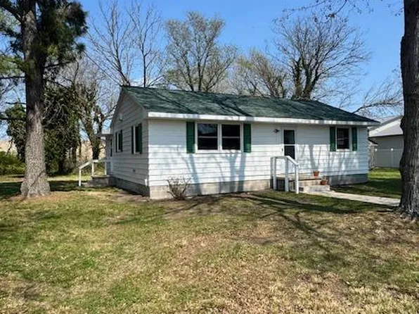 345 S Railroad Ave, Georgetown, DE 19947