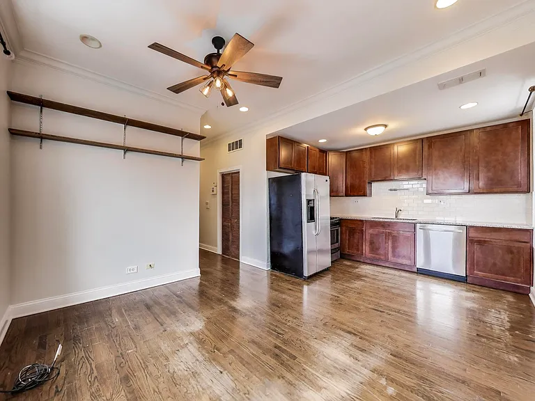 1450 N Campbell Ave #3R — Photo 5