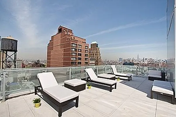 Rented by Town Residential | media 4